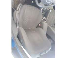 ASIENTO DELANTERO IZQUIERDO 
