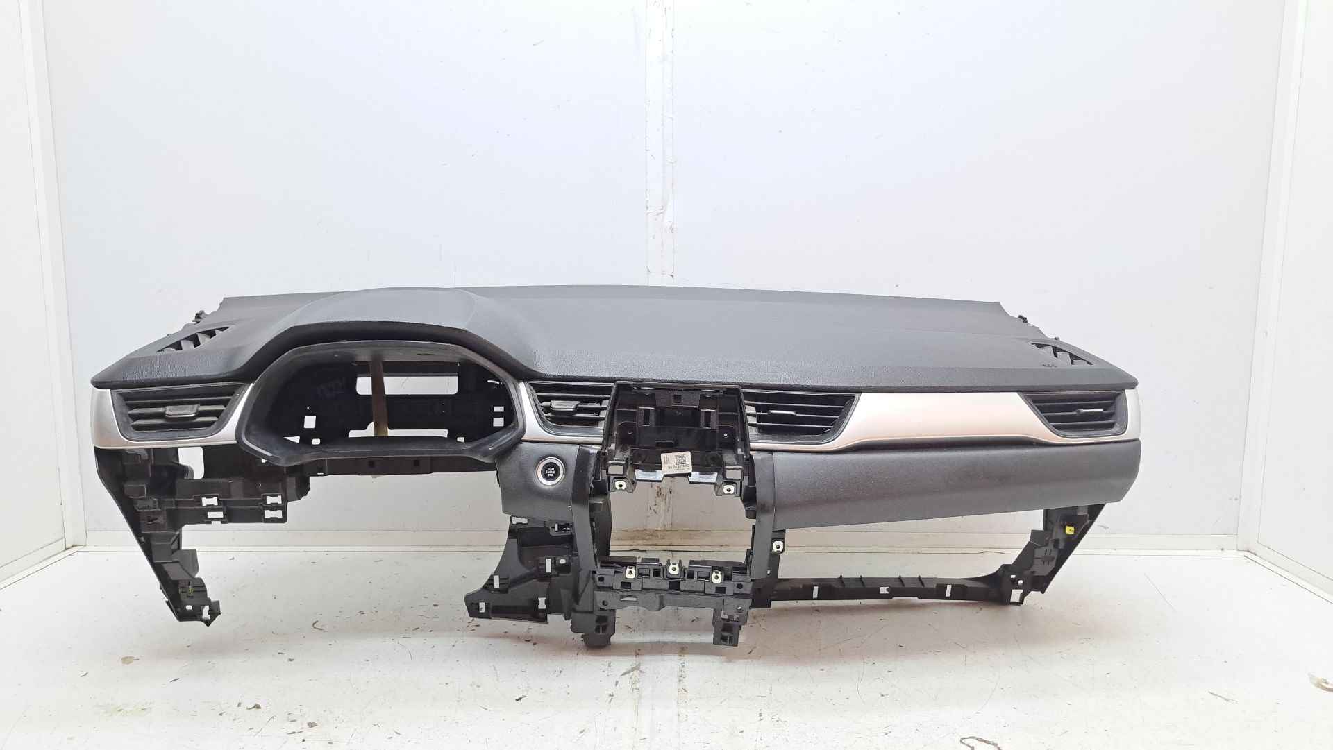 Recambio de salpicadero para renault captur ii equilibre referencia OEM IAM   
