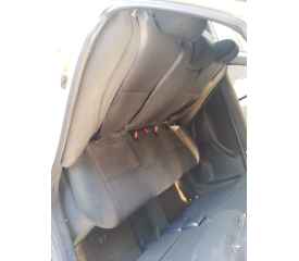 Recambio de asientos traseros para toyota avensis station wagon (_t25_) 2.0 d-4d (cdt250_) referencia OEM IAM   
