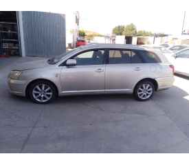 toyota avensis station wagon (_t25_) del año 2003