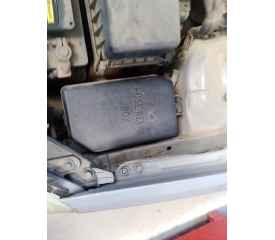 CAJA RELES / FUSIBLES 