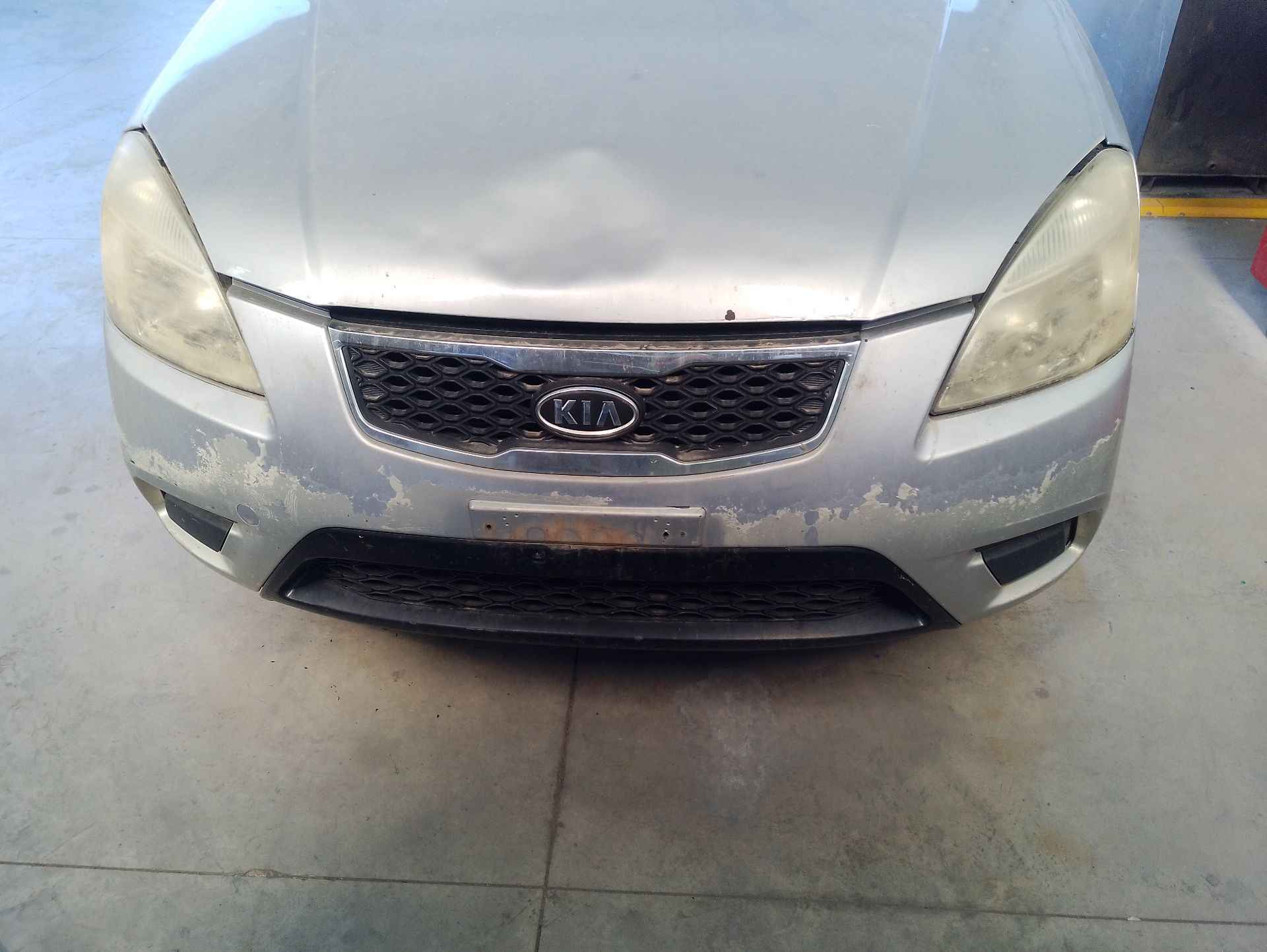 Recambio de paragolpes delantero para kia rio ii (jb) 1.4 16v referencia OEM IAM   