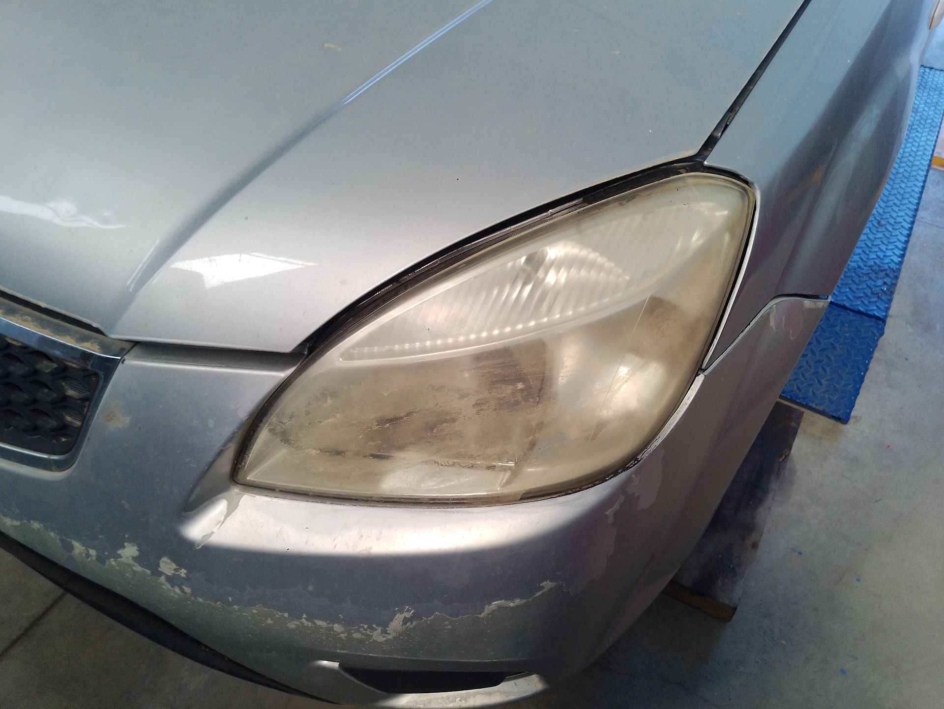 Recambio de faro izquierdo para kia rio ii (jb) 1.4 16v referencia OEM IAM   