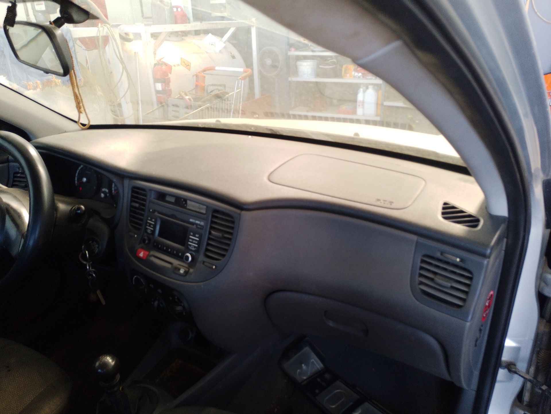Recambio de salpicadero para kia rio ii (jb) 1.4 16v referencia OEM IAM   