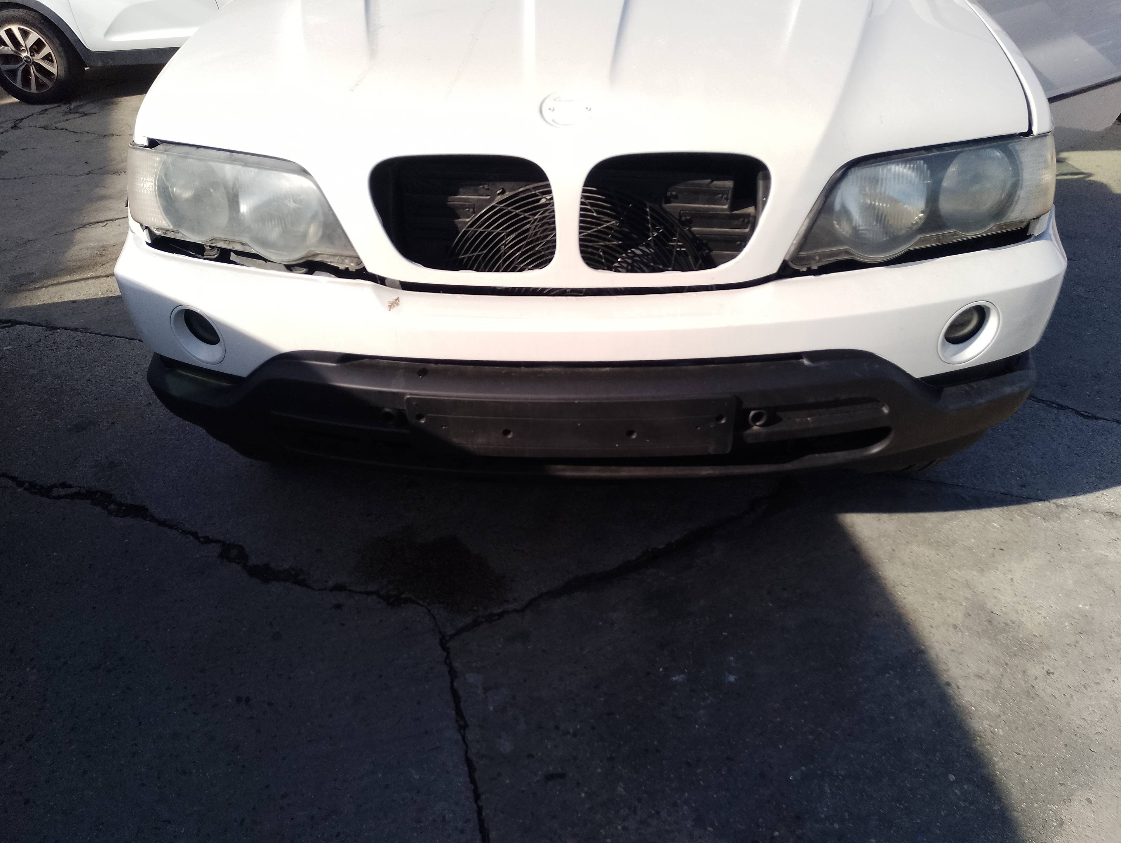 Recambio de paragolpes delantero para bmw x5 (e53) referencia OEM IAM 51118402307  