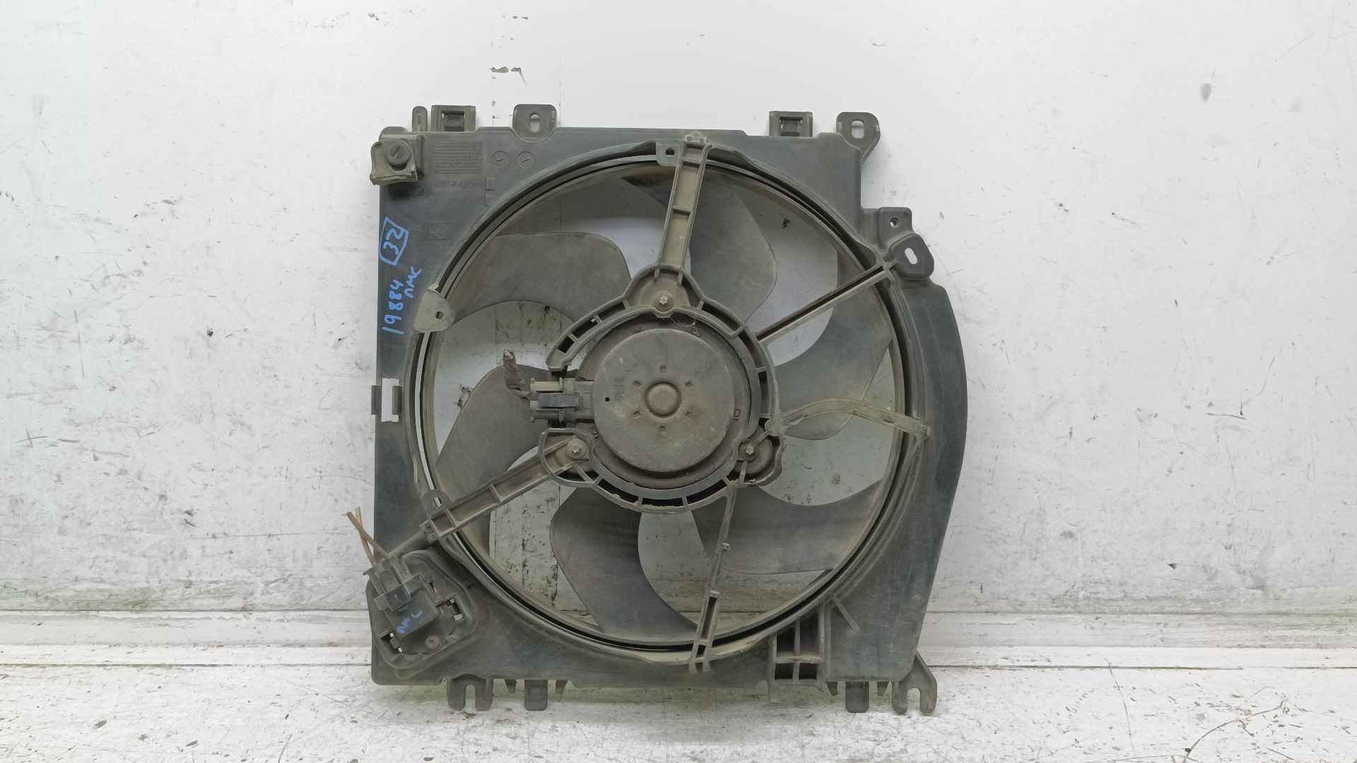 Recambio de electroventilador para renault clio iii confort dynamique referencia OEM IAM   