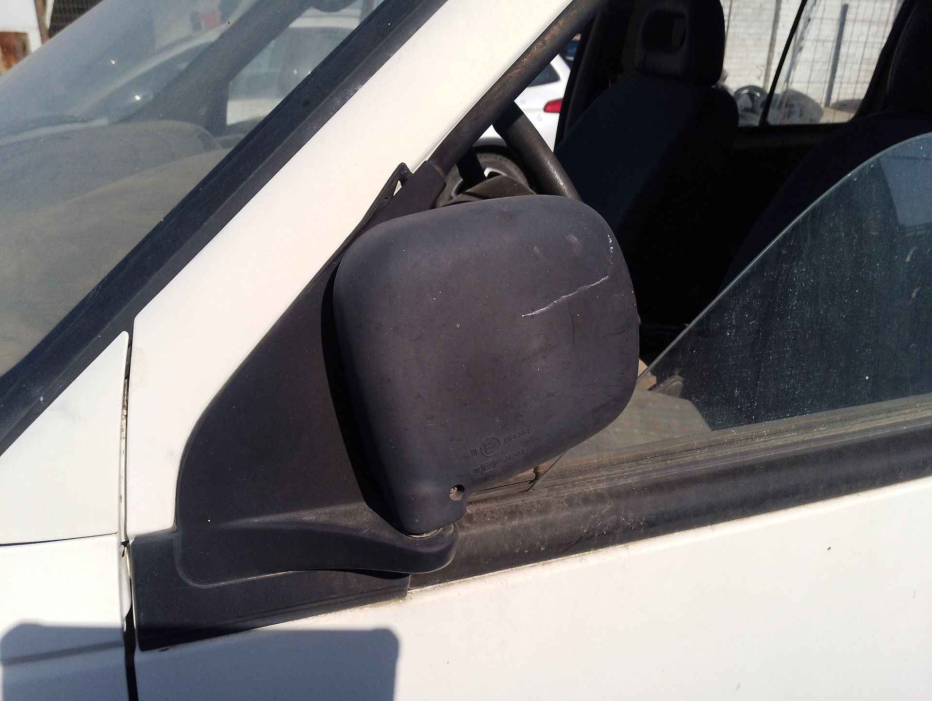 Recambio de retrovisor izquierdo para nissan vanette cargo furgoneta (hc 23) 2.3 d referencia OEM IAM   