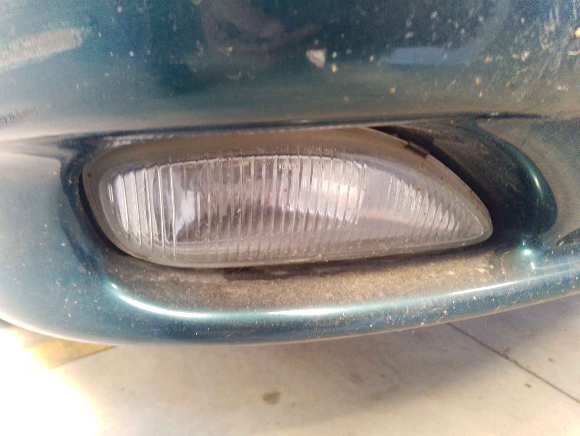 Recambio de faro antiniebla derecho para daewoo leganza (klav) 2.0 16v referencia OEM IAM   
