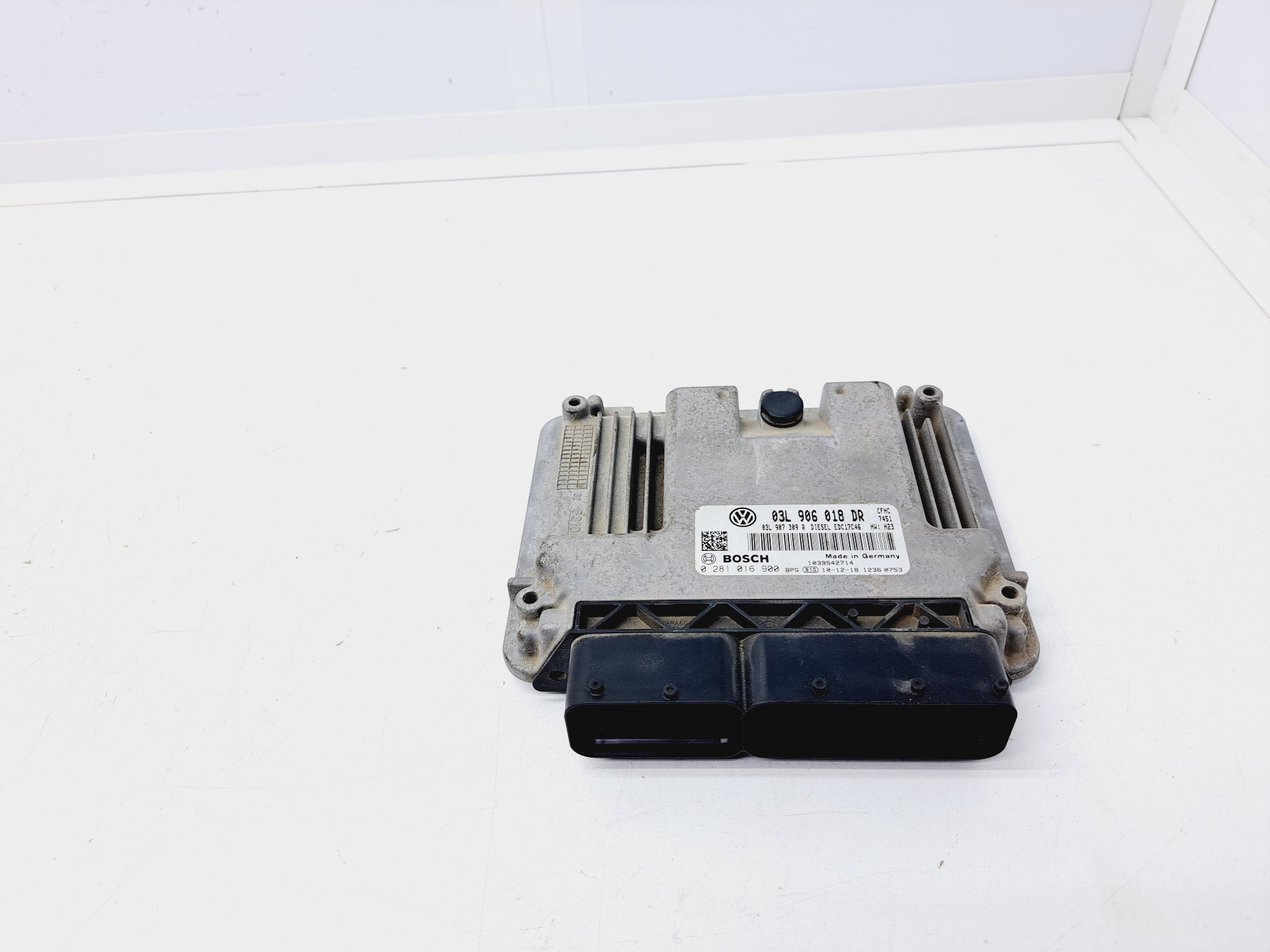 Recambio de centralita motor uce para volkswagen touran (1t3) referencia OEM IAM 03L906018DR 0281016900 BOSCH