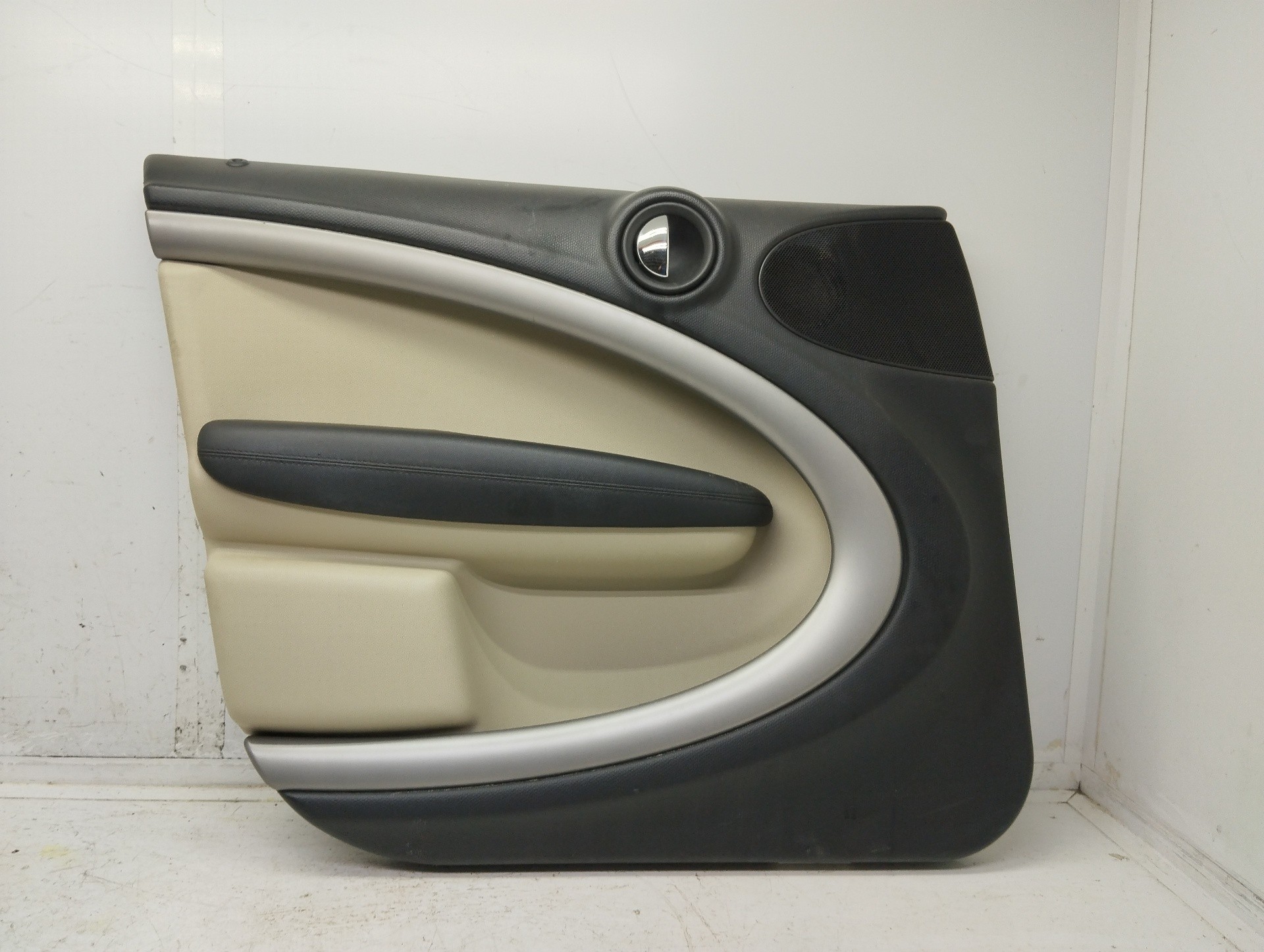 Recambio de guarnecido puerta delantera izquierda para bmw mini countryman (r60) cooper d referencia OEM IAM 51419810021 1469741