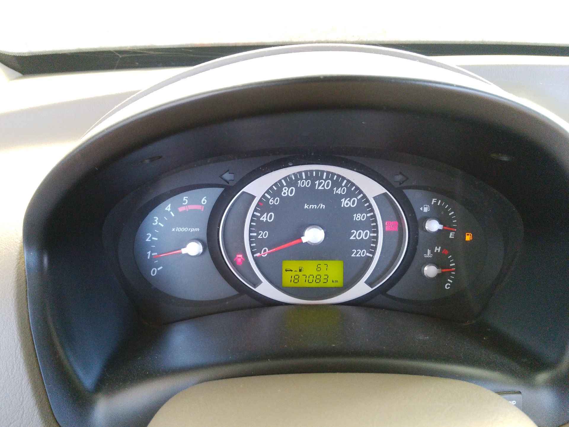 Recambio de cuadro instrumentos para hyundai tucson (jm) 2.0 crdi a las 4 ruedas referencia OEM IAM 847102E000DD  