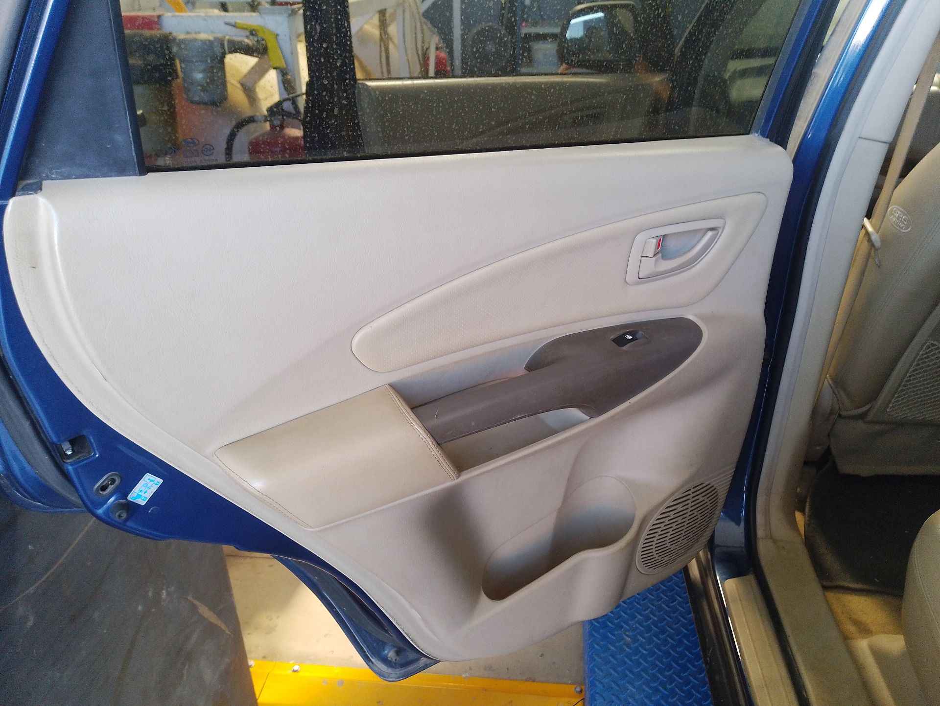 Recambio de guarnecido puerta trasera izquierda para hyundai tucson (jm) 2.0 crdi a las 4 ruedas referencia OEM IAM   