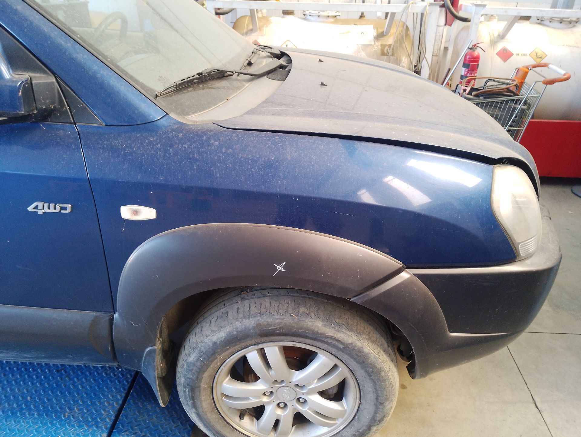 Recambio de aleta delantera derecha para hyundai tucson (jm) 2.0 crdi a las 4 ruedas referencia OEM IAM 663212E100  