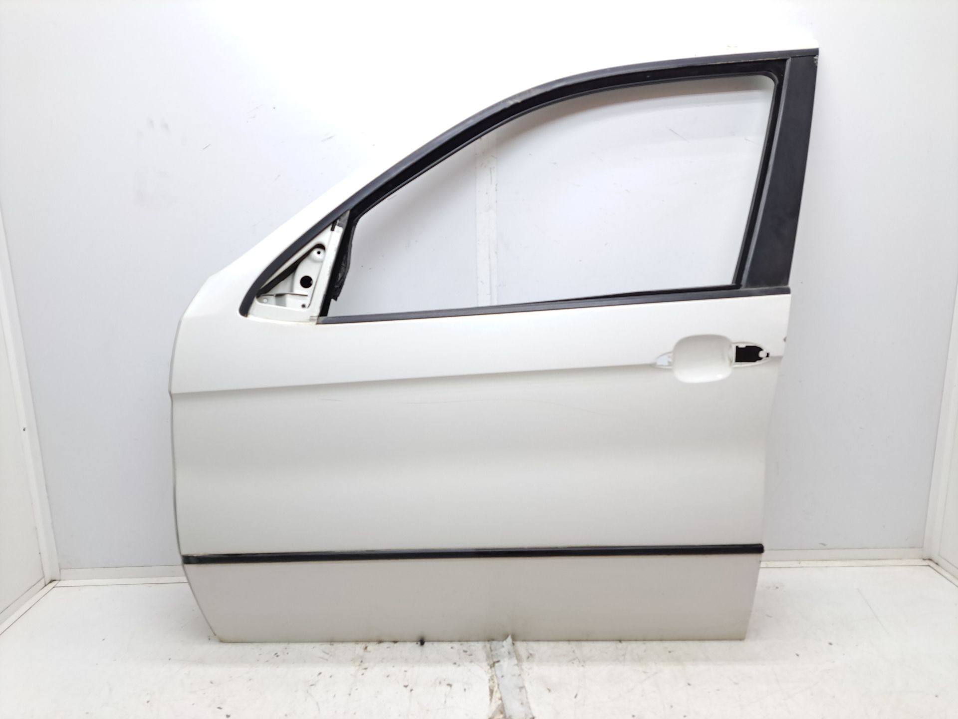 Recambio de puerta delantera izquierda para bmw x5 (e53) referencia OEM IAM   