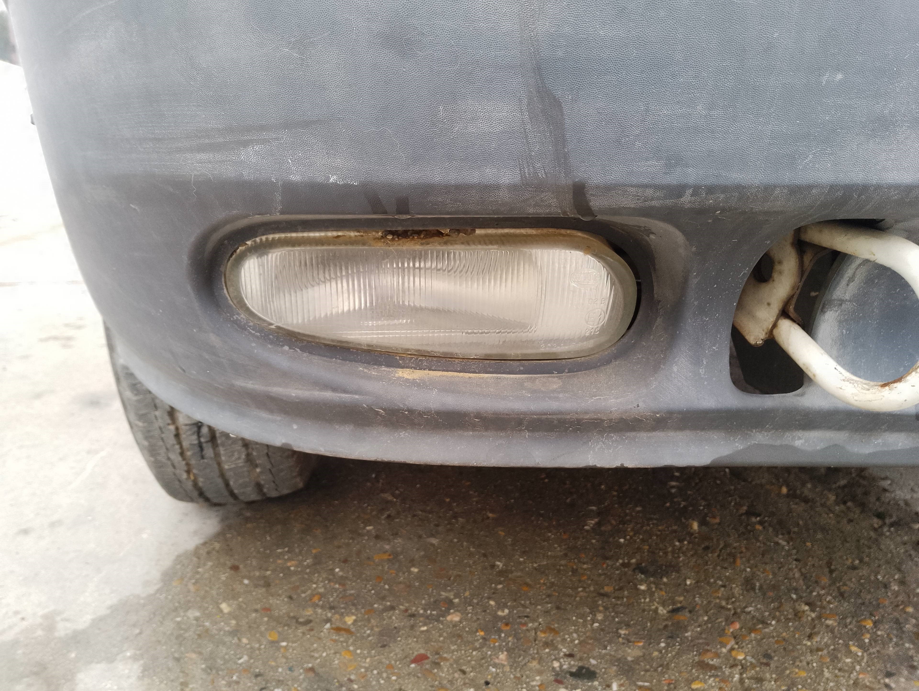 Recambio de faro antiniebla derecho para ford transit mod. 2000 bus referencia OEM IAM   