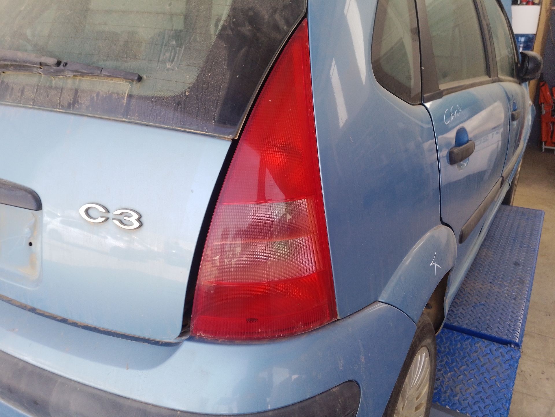 Recambio de piloto trasero derecho para citroën c3 i (fc_, fn_) 1.4 hdi referencia OEM IAM 6351Q3  