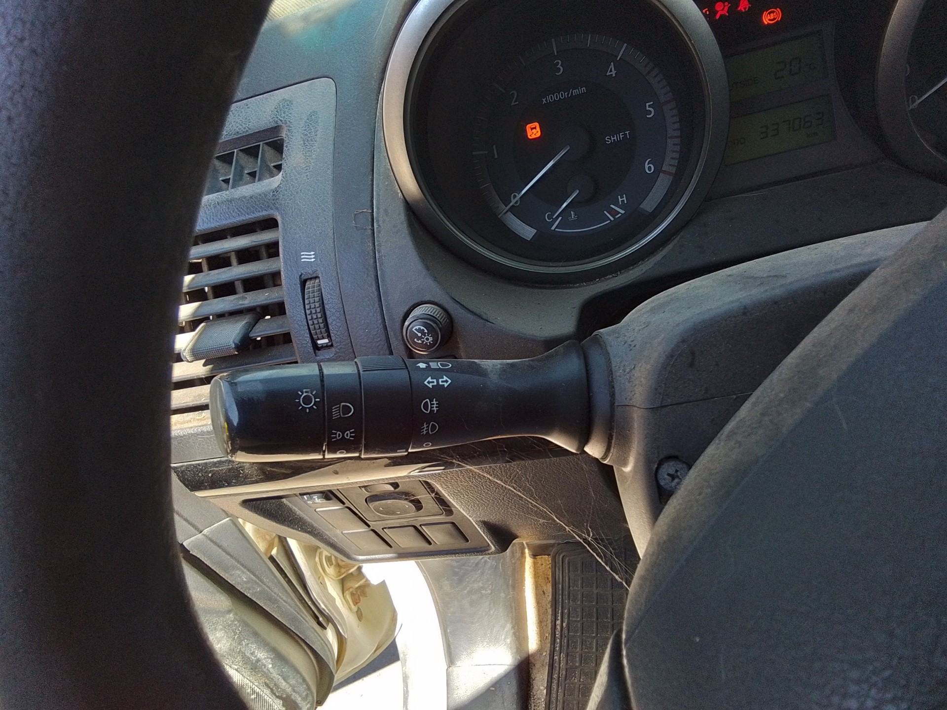 Recambio de mando luces/intermitencia (com2000) para toyota land cruiser (j15) basis referencia OEM IAM   