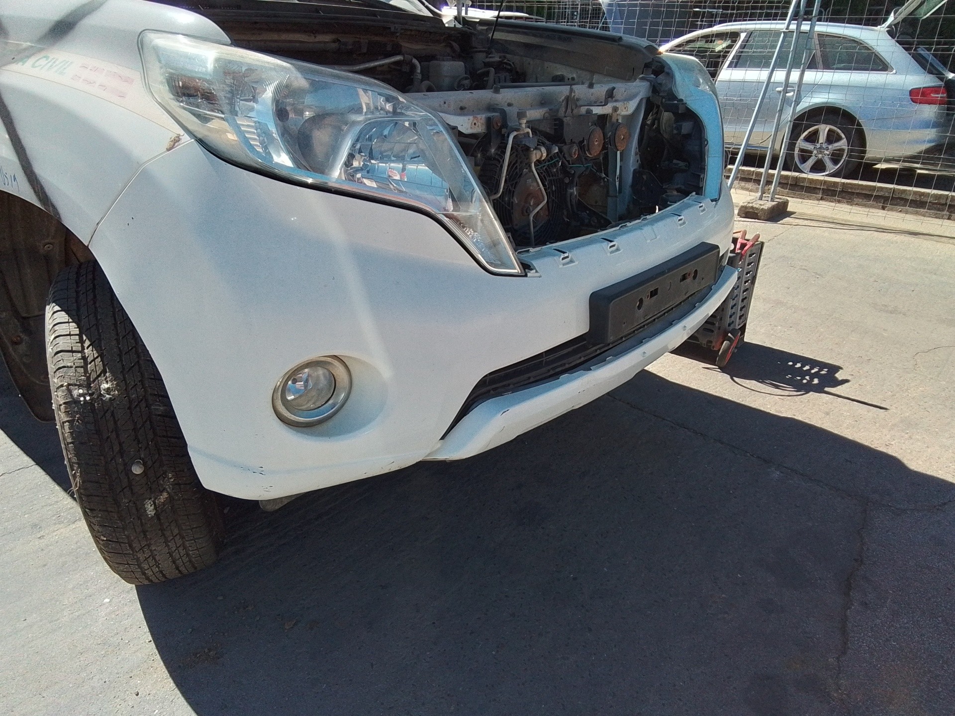Recambio de paragolpes delantero para toyota land cruiser (j15) basis referencia OEM IAM   