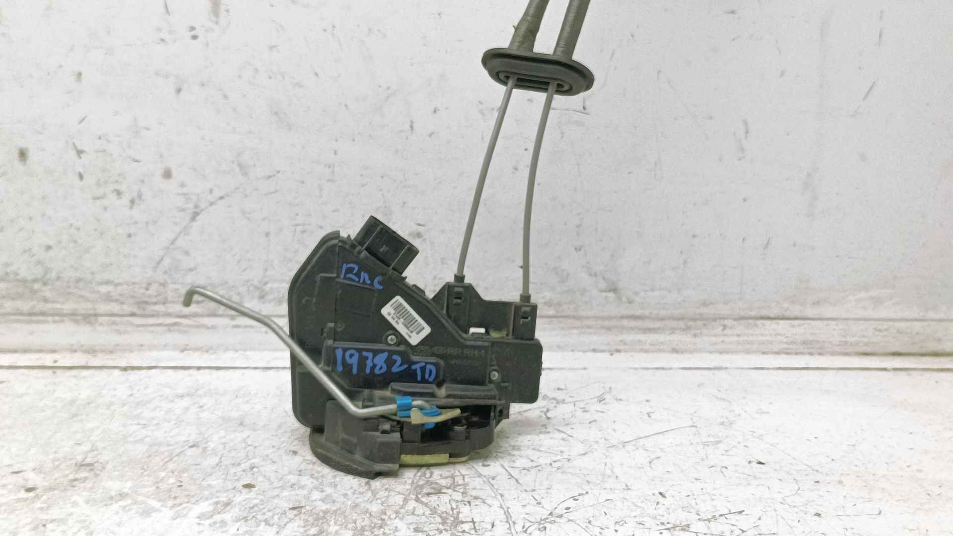 Recambio de cerradura puerta trasera derecha para kia niro e-niro concept referencia OEM IAM 81420G5000JJB  