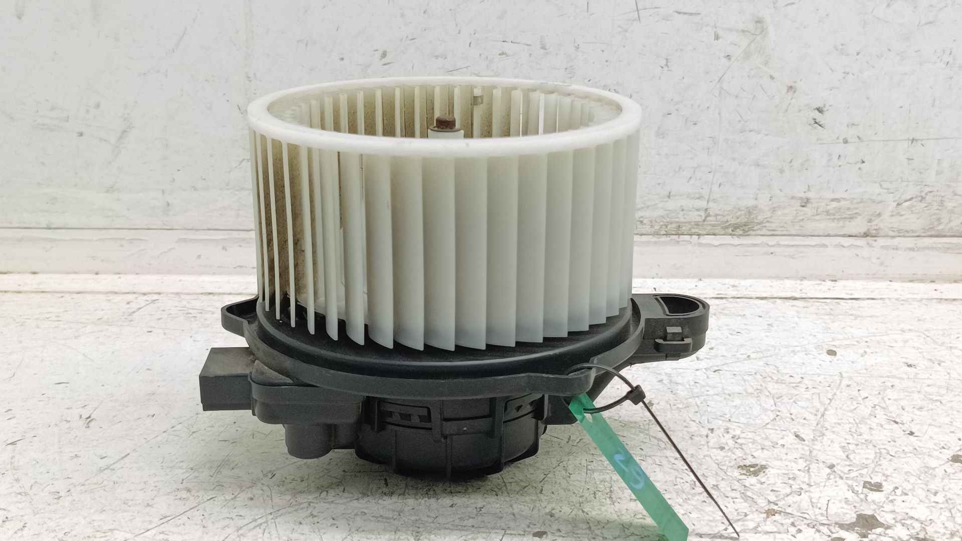Recambio de motor calefaccion para kia niro e-niro concept referencia OEM IAM   