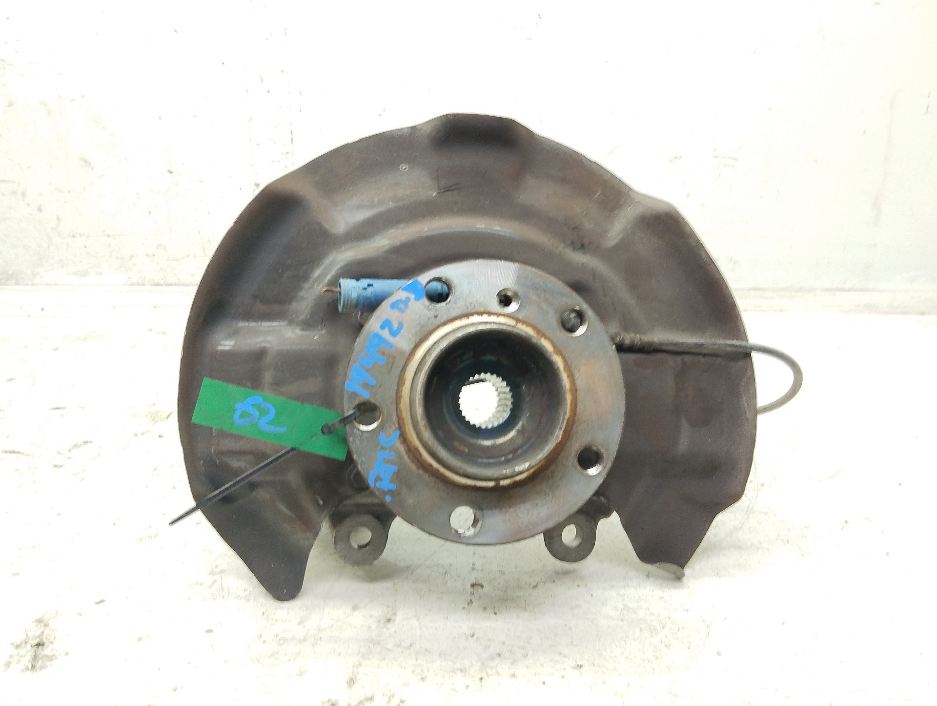 Recambio de mangueta delantera izquierda para bmw mini countryman (r60) cooper d referencia OEM IAM  31219808399 