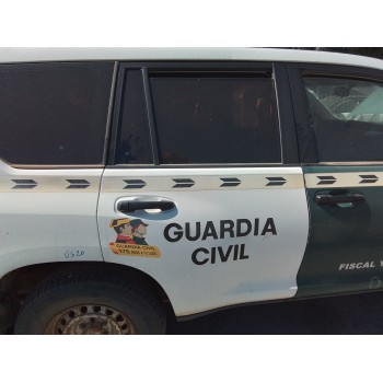 PUERTA TRASERA DERECHA 