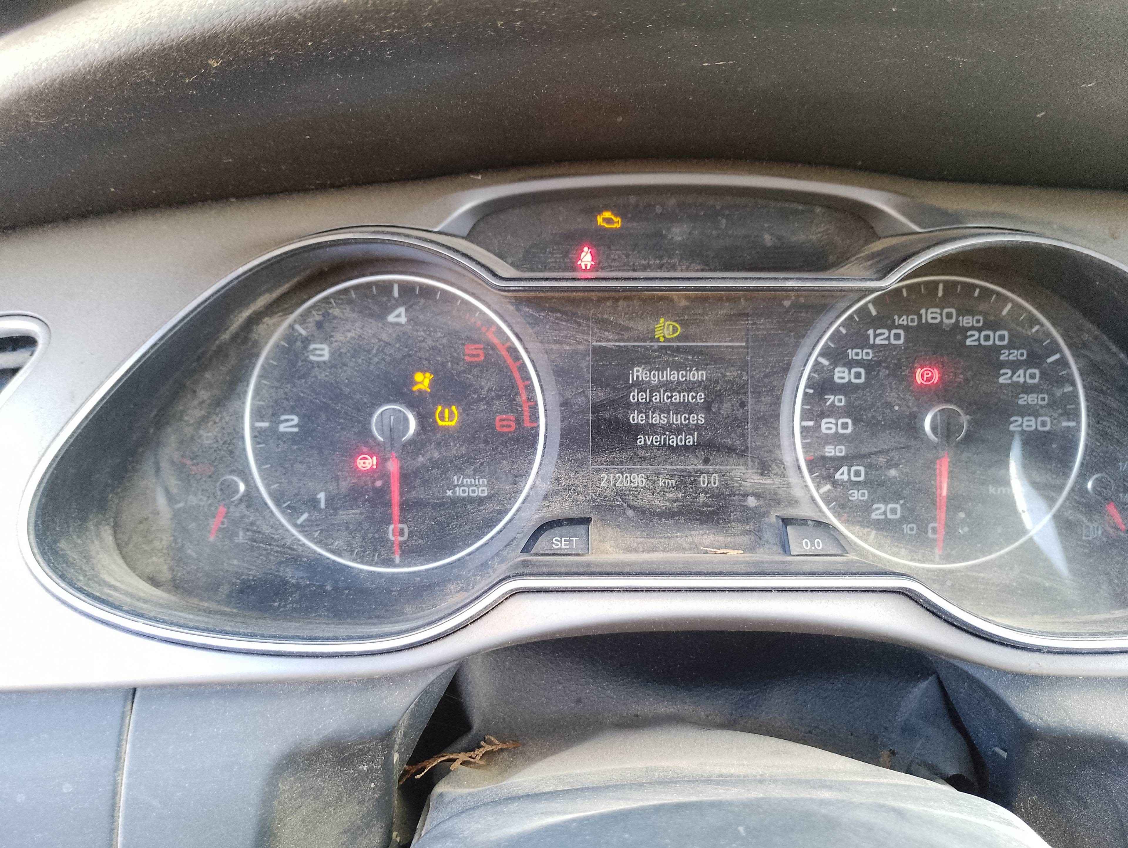 Recambio de cuadro instrumentos para audi a4 avant (8k5) (2008) básico referencia OEM IAM 8K0920932  