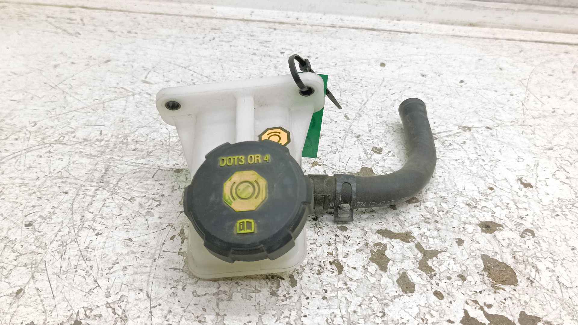 Recambio de deposito liquido de frenos para kia niro e-niro concept referencia OEM IAM   