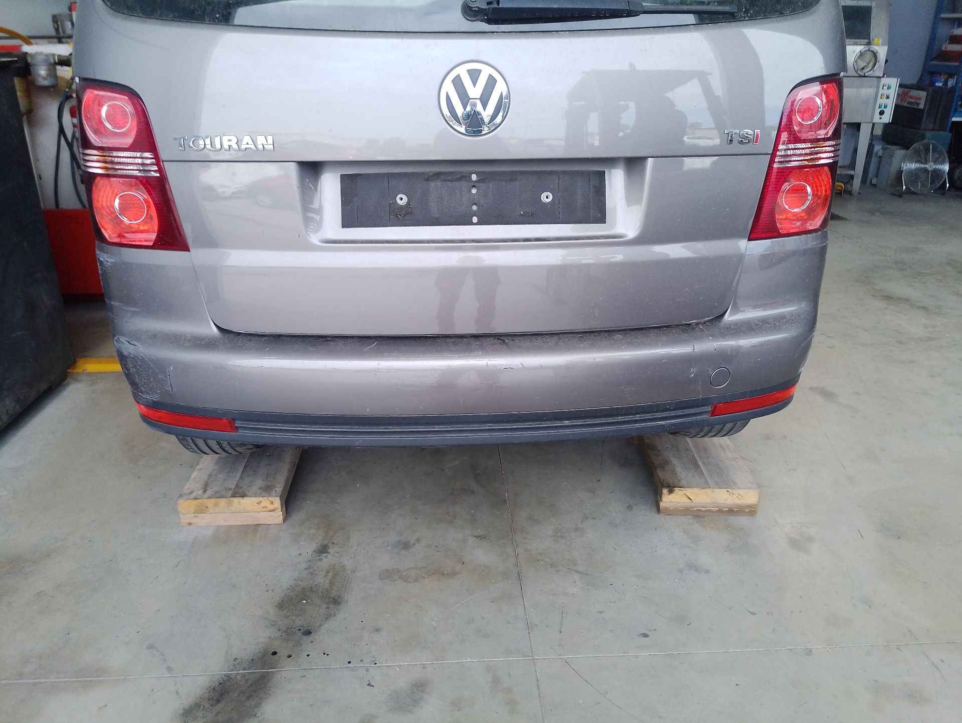 Recambio de paragolpes trasero para volkswagen touran (1t1, 1t2) 1.4 tsi referencia OEM IAM 1T0807417GRU  