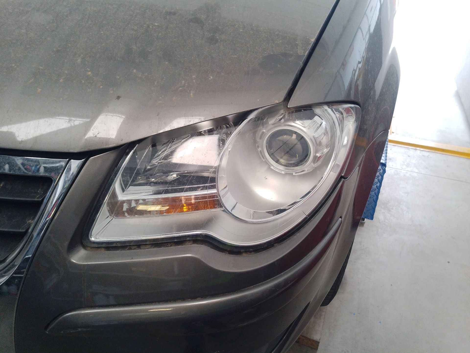 Recambio de faro izquierdo para volkswagen touran (1t1, 1t2) 1.4 tsi referencia OEM IAM 1T0941005R / 1T0941005P / 2K0941005D  
