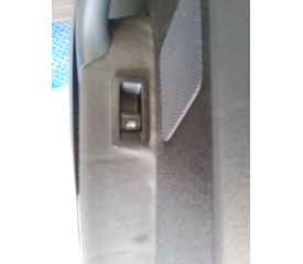 MANDO ELEVALUNAS TRASERO DERECHO 7L6959855CREH 