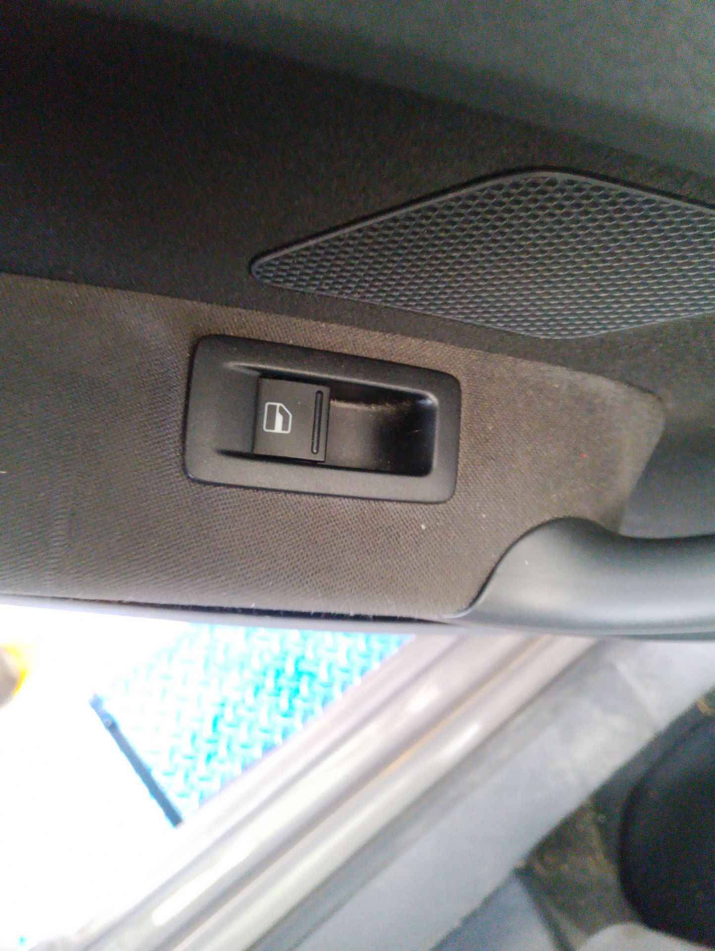 Recambio de mando elevalunas trasero izquierdo para volkswagen touran (1t1, 1t2) 1.4 tsi referencia OEM IAM 7L6959855CREH  