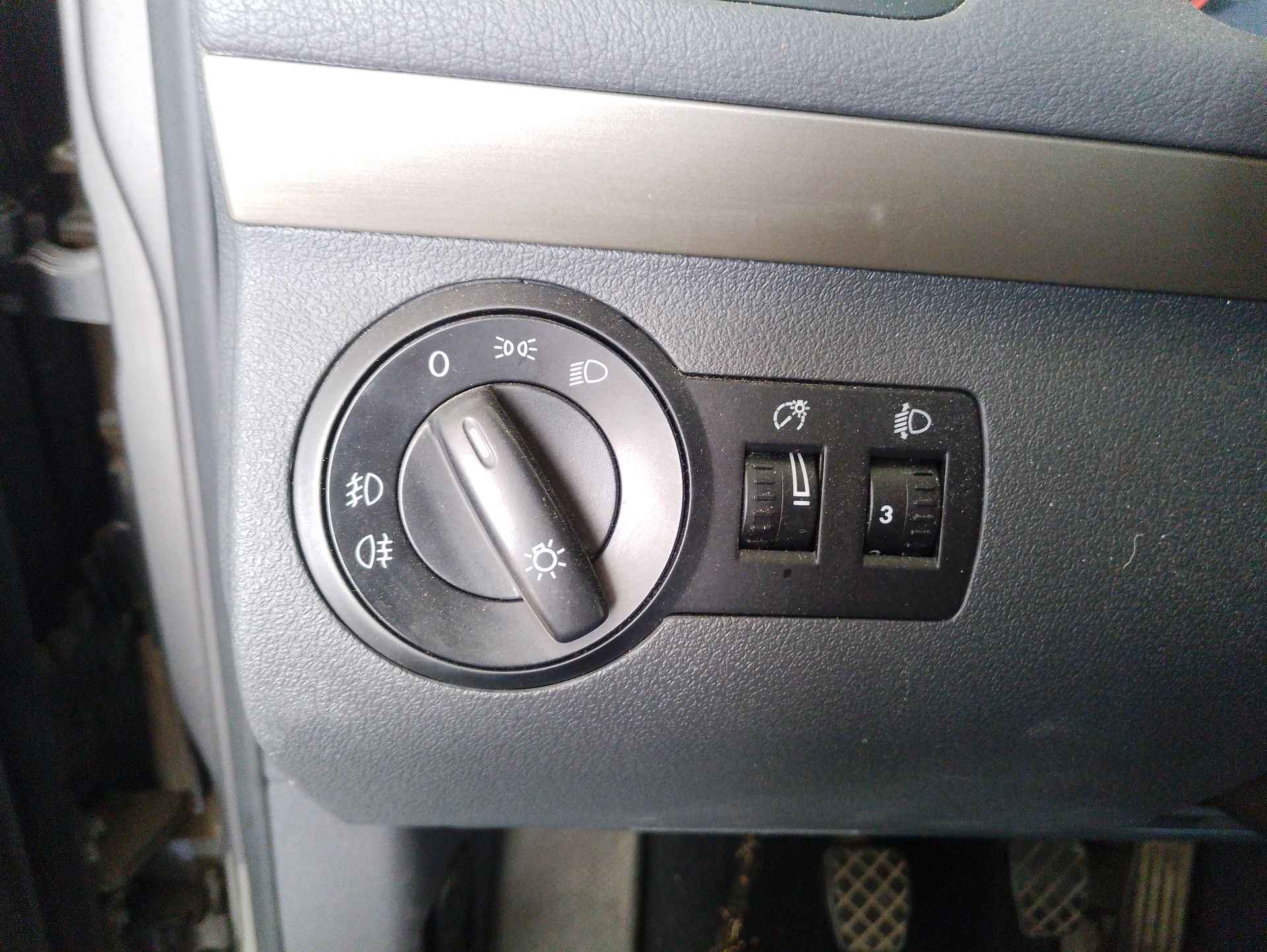 Recambio de mando luces para volkswagen touran (1t1, 1t2) 1.4 tsi referencia OEM IAM   