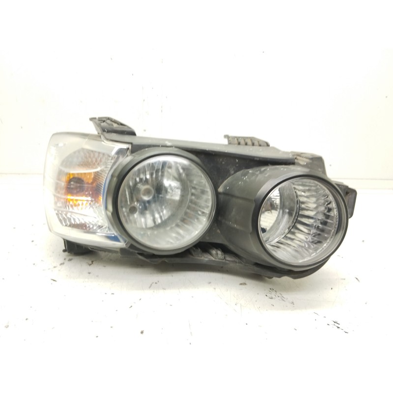 Recambio de faro derecho para chevrolet aveo sedán lt+ referencia OEM IAM  96831062 