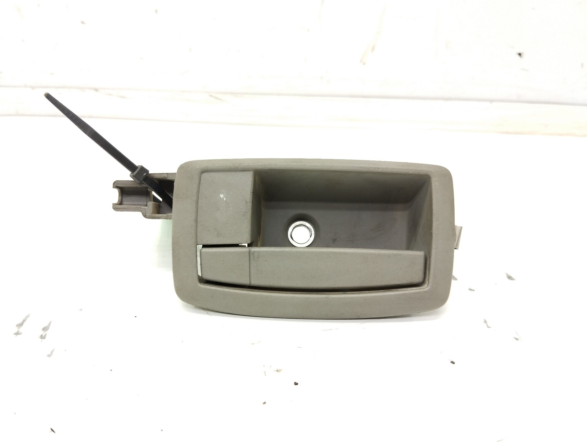 Recambio de maneta interior delantera izquierda para peugeot boxer caja cerrada (bat. 3450) (333) hdi (330) referencia OEM IAM  