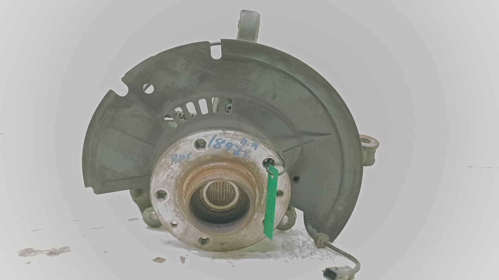 Recambio de mangueta delantera derecha para renault captur ii equilibre referencia OEM IAM   