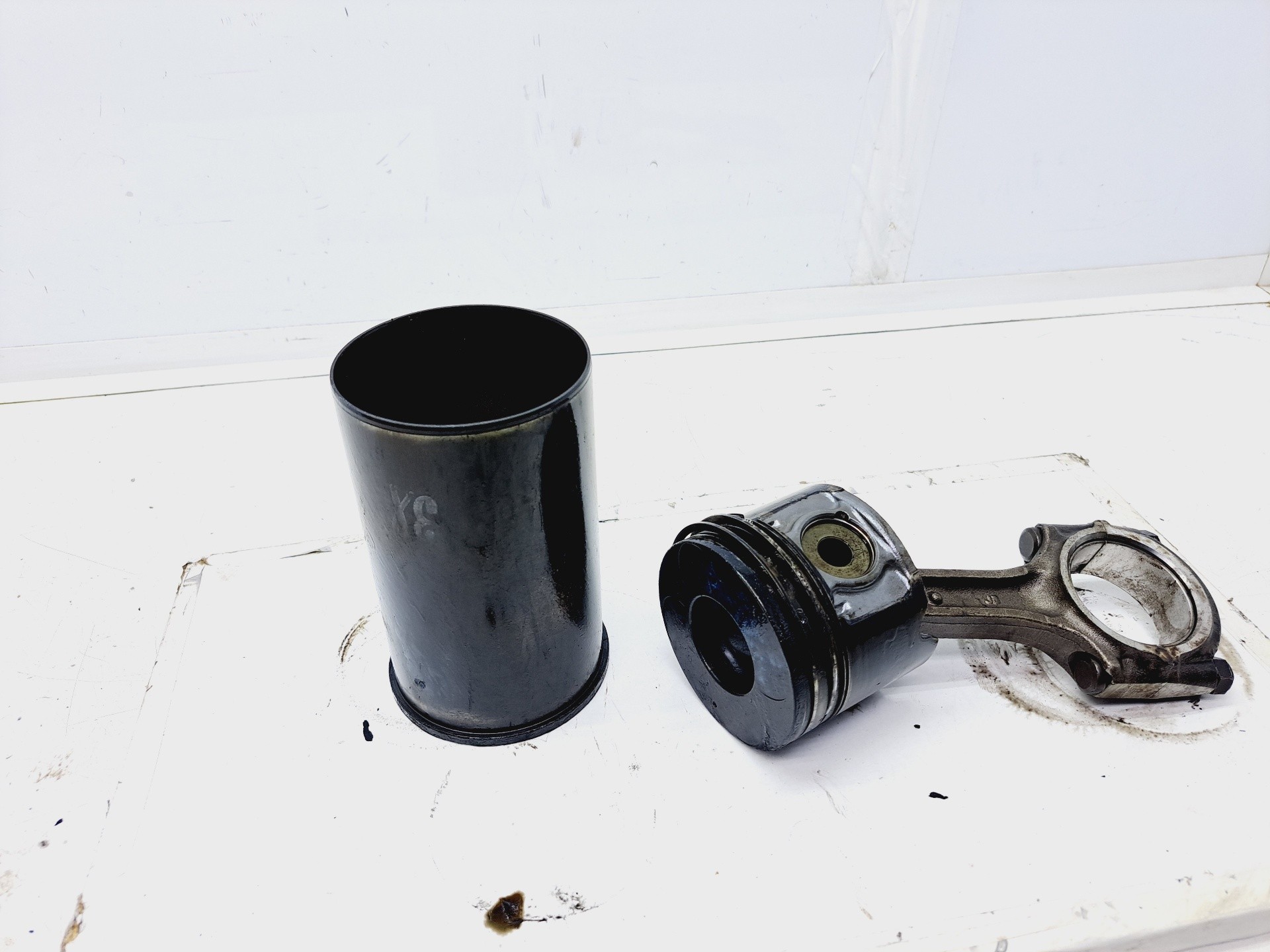 Recambio de piston para kia carnival ii 2.9 cdri ex referencia OEM IAM   