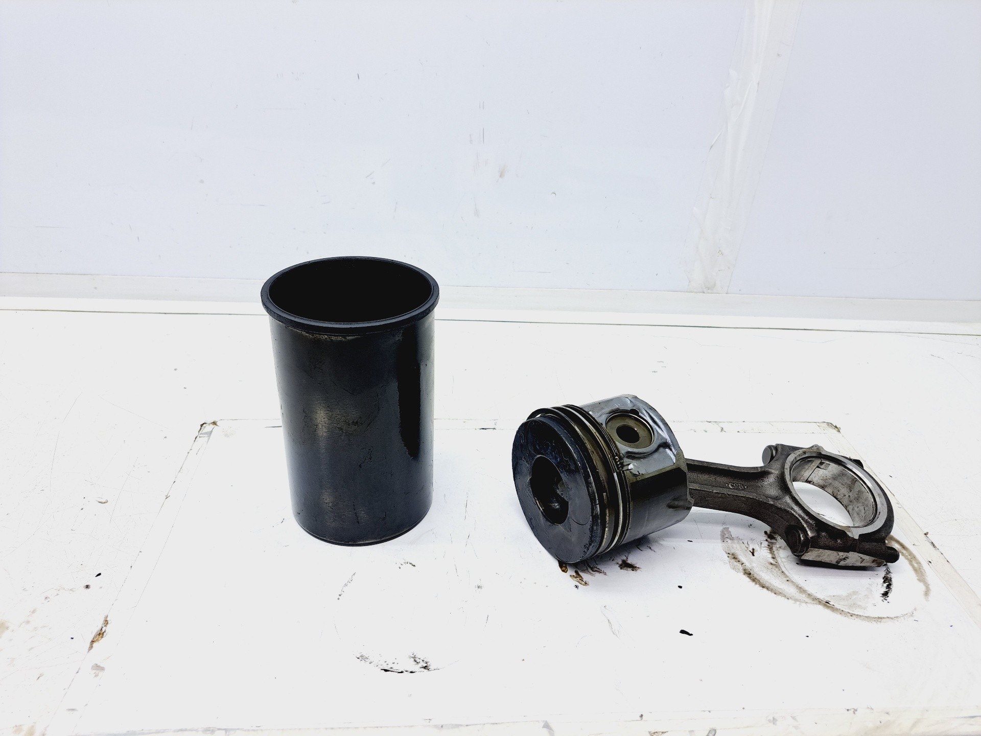 Recambio de piston para kia carnival ii 2.9 cdri ex referencia OEM IAM   