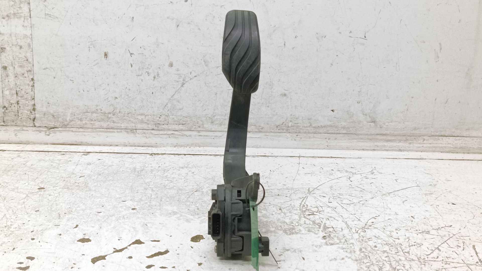 Recambio de pedal acelerador para renault captur ii equilibre referencia OEM IAM 6PV01290205 180100879R 