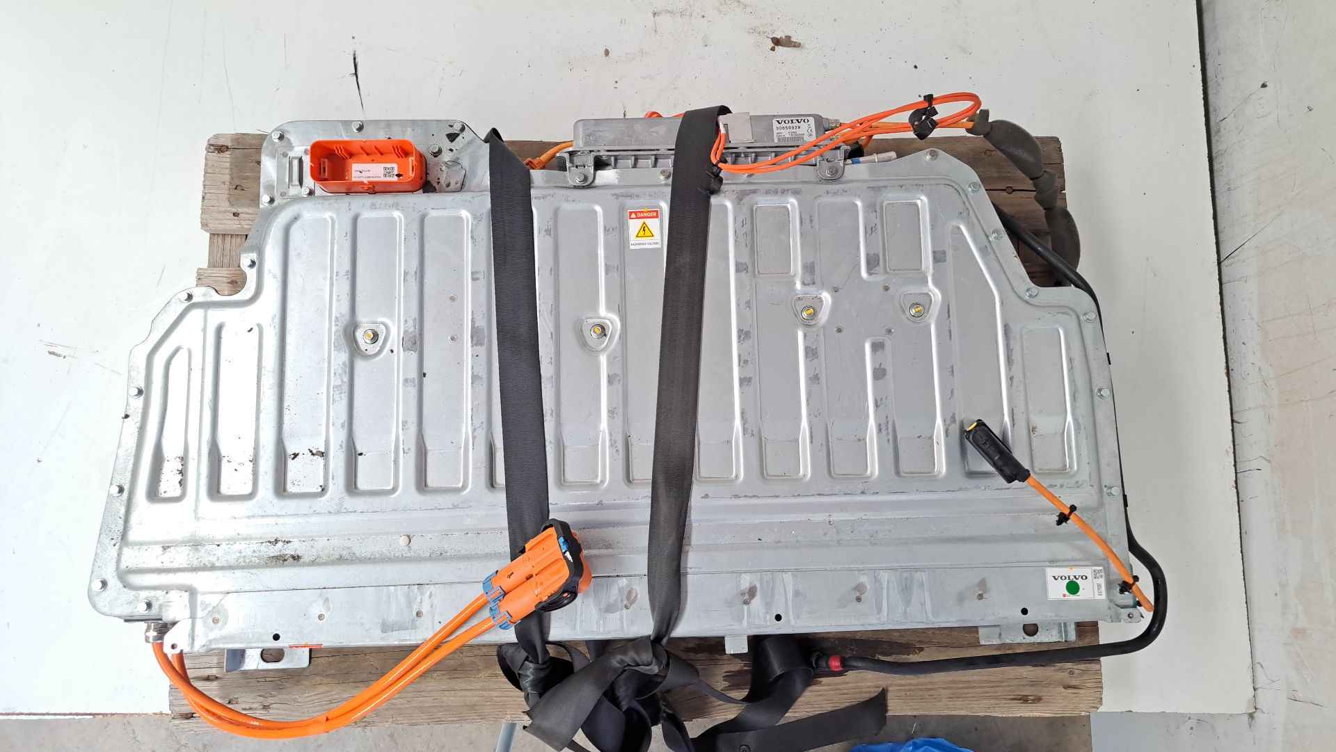 Recambio de bateria hv para volvo v60 kombi plug-in hybrid awd referencia OEM IAM   