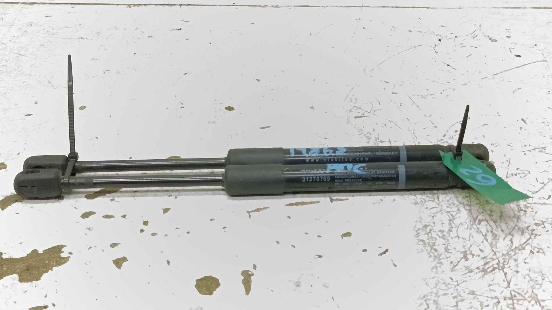Recambio de amortiguadores capo para volvo v60 kombi plug-in hybrid awd referencia OEM IAM 31278769  