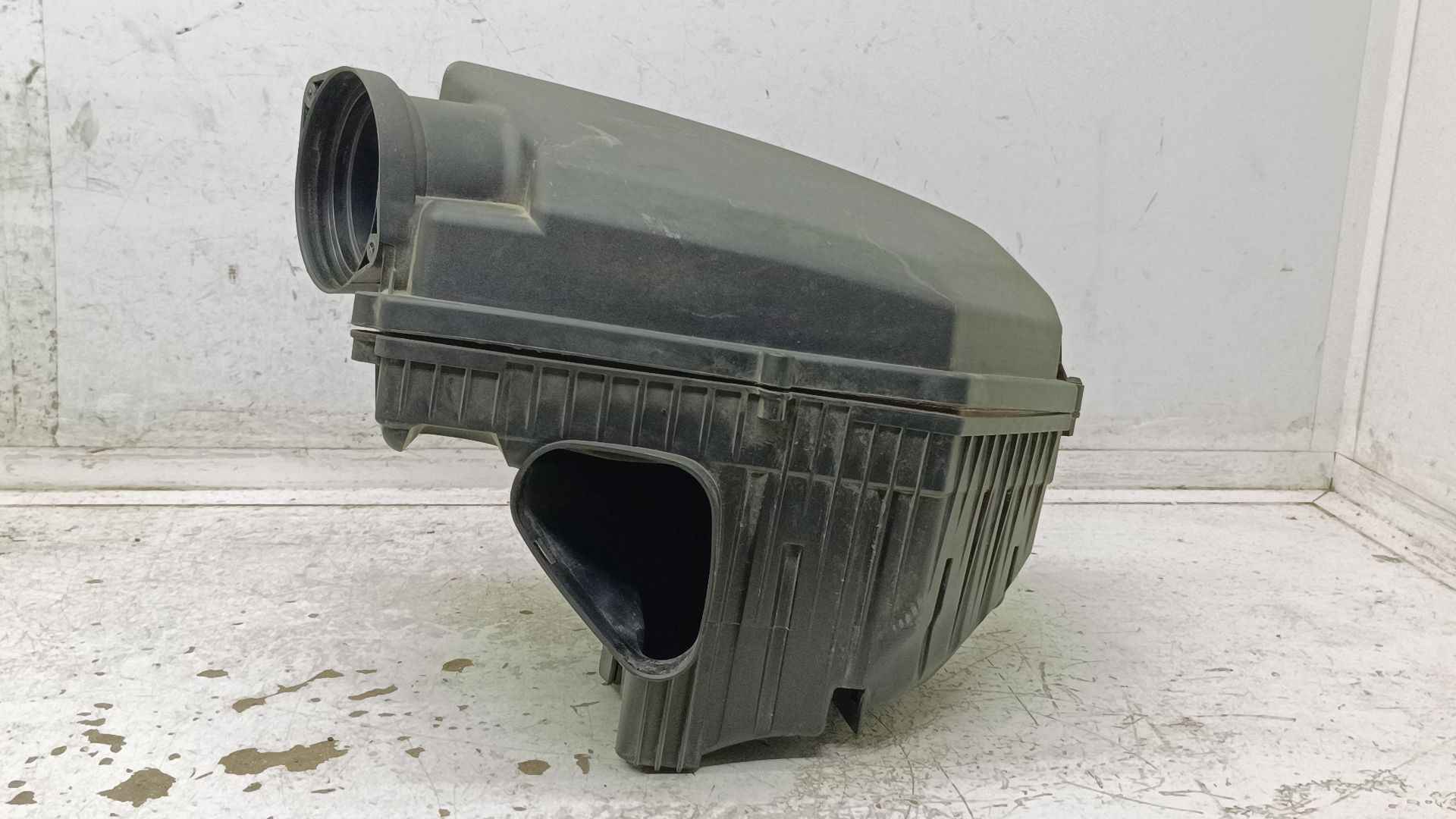 Recambio de caja filtro aire para volvo v60 kombi plug-in hybrid awd referencia OEM IAM   