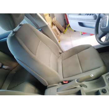 ASIENTO DELANTERO IZQUIERDO 