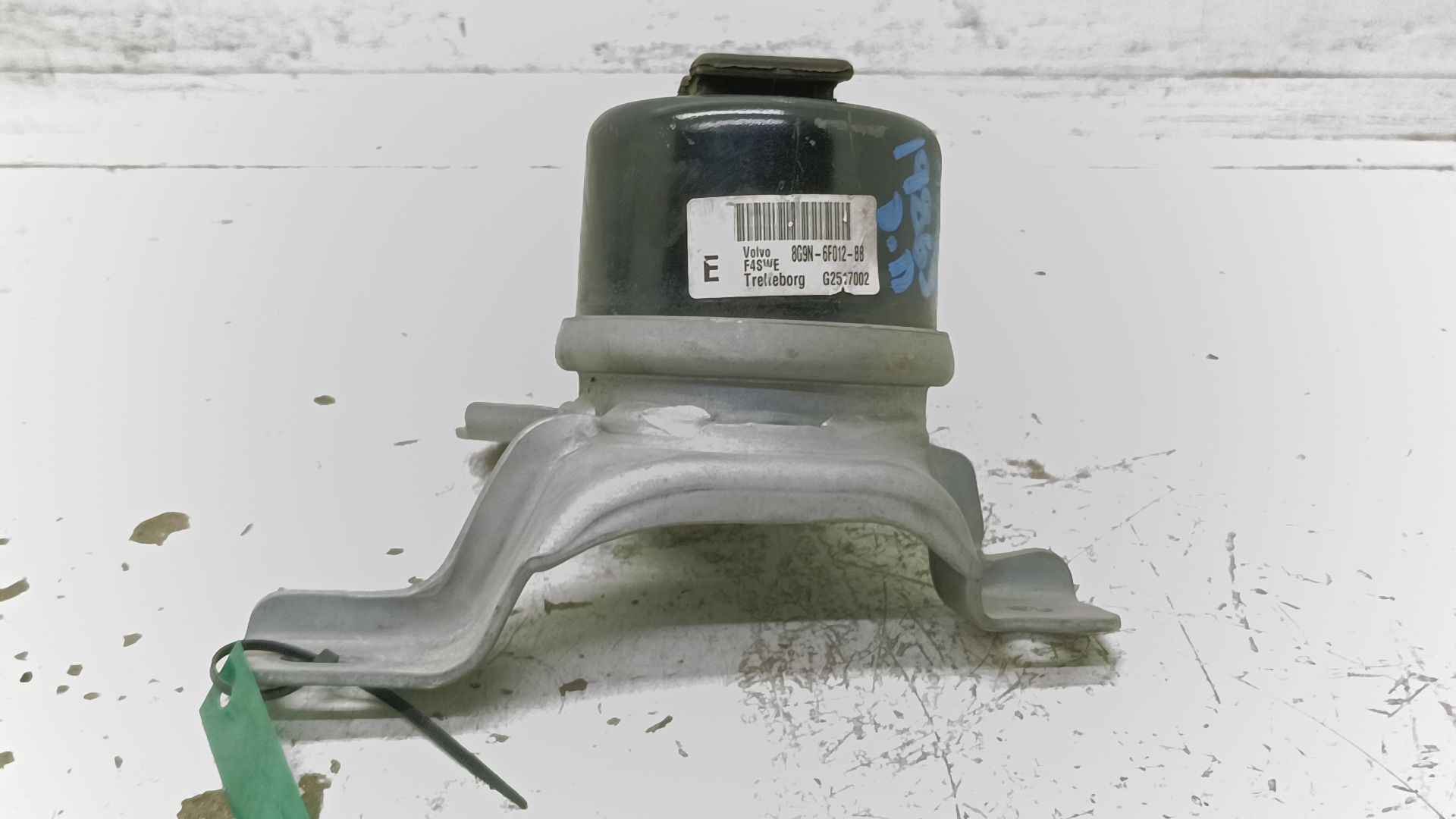 Recambio de soporte motor derecho para volvo v60 kombi plug-in hybrid awd referencia OEM IAM   