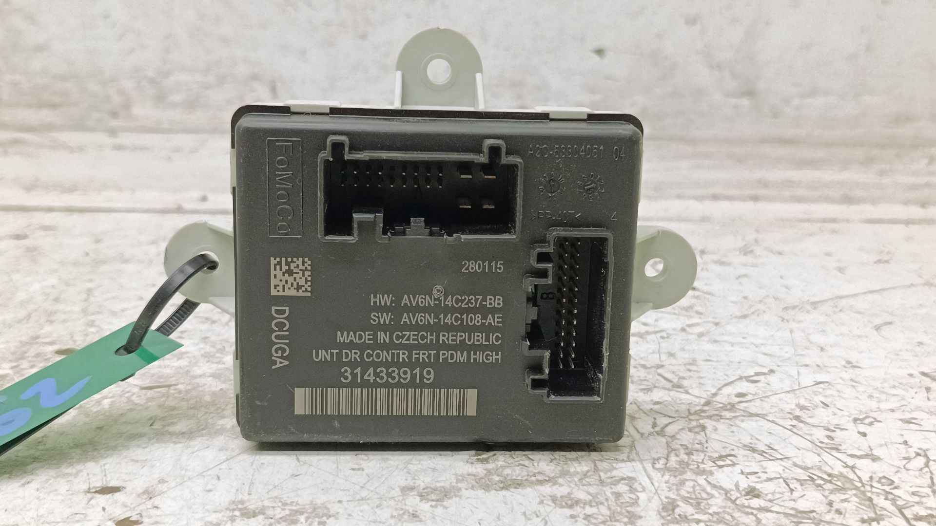 Recambio de modulo electronico para volvo v60 kombi plug-in hybrid awd referencia OEM IAM 31433919  