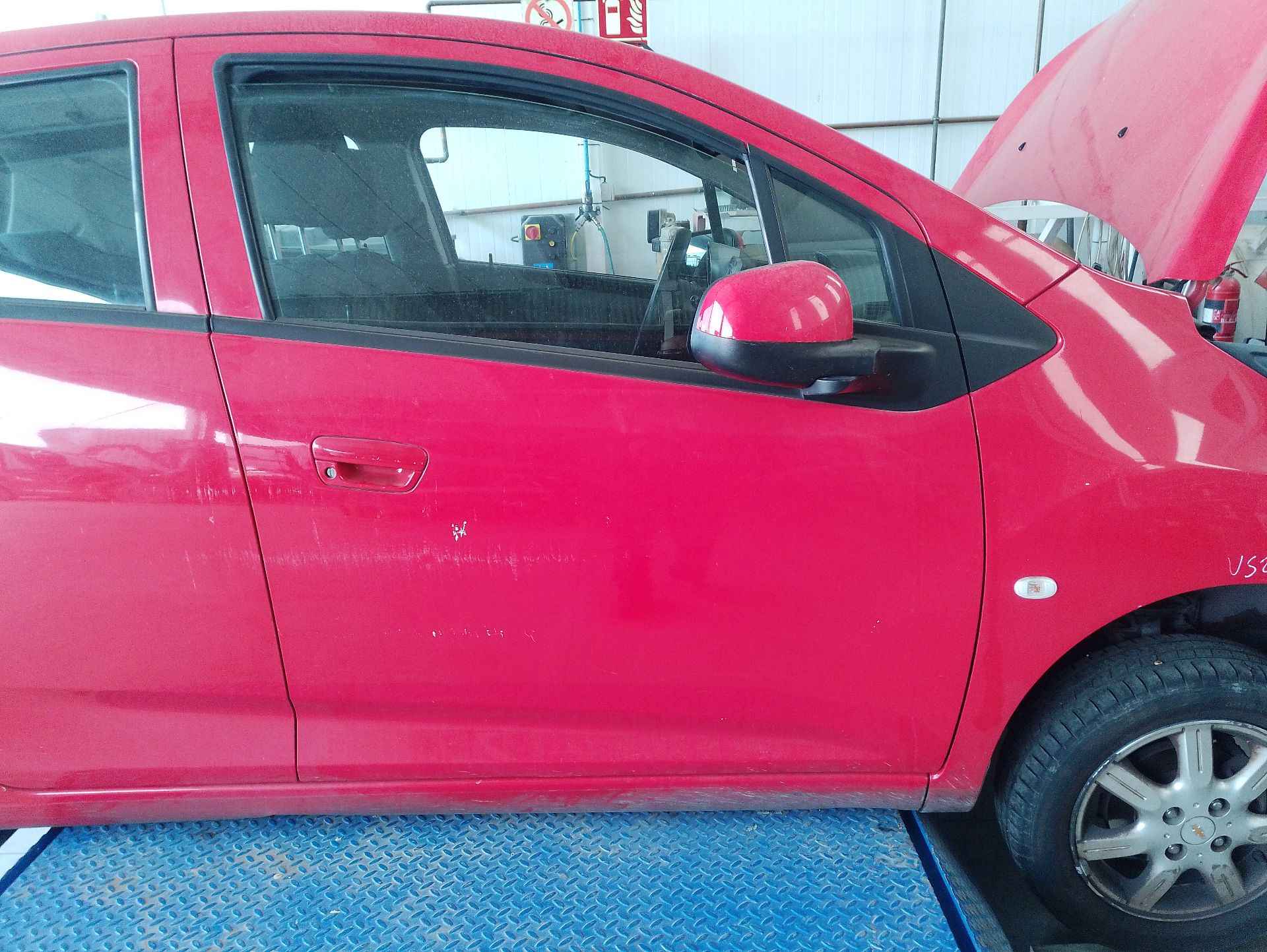 Recambio de puerta delantera derecha para chevrolet spark (m300) 1.0 referencia OEM IAM   