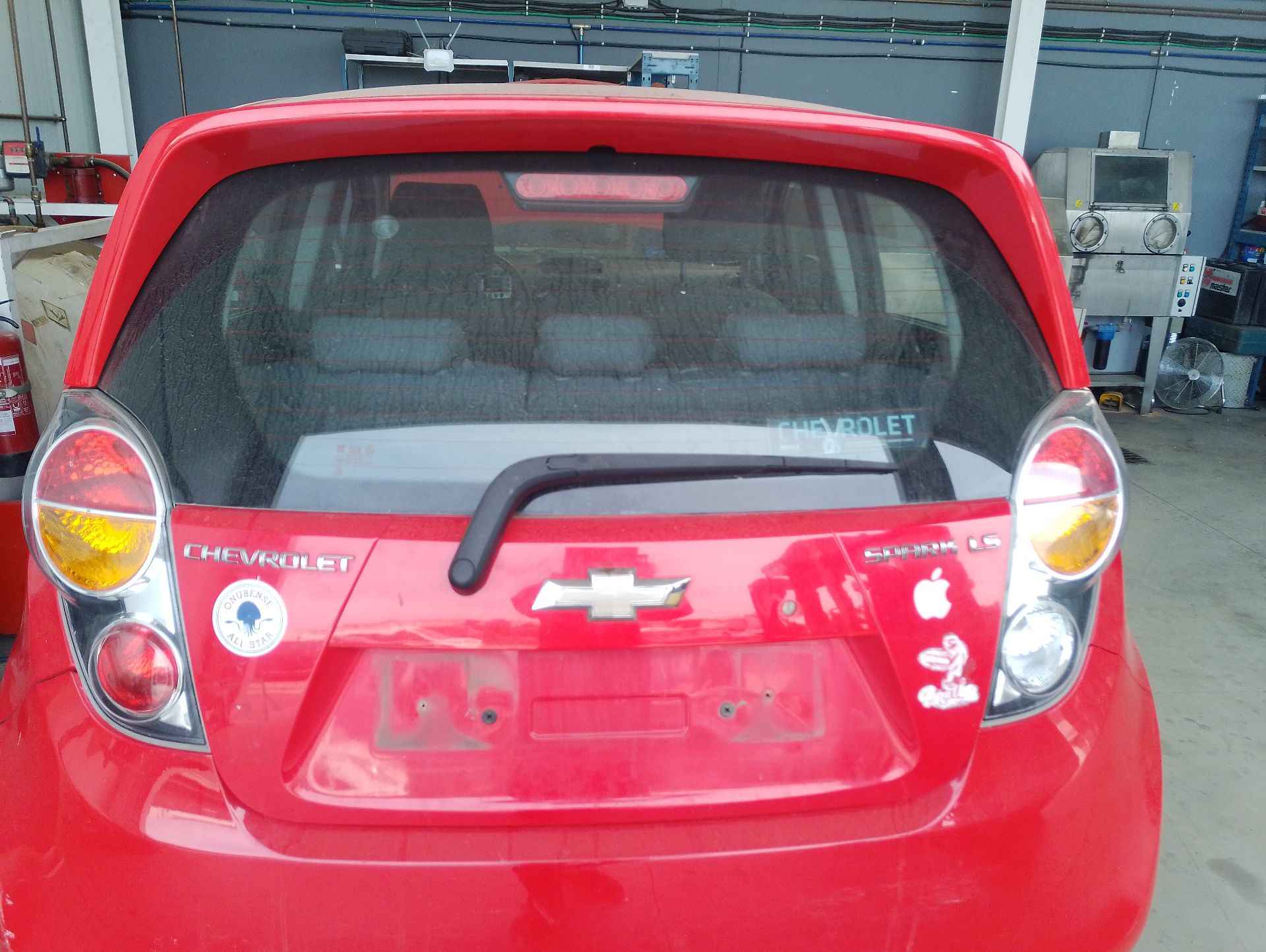 Recambio de porton trasero para chevrolet spark (m300) 1.0 referencia OEM IAM   