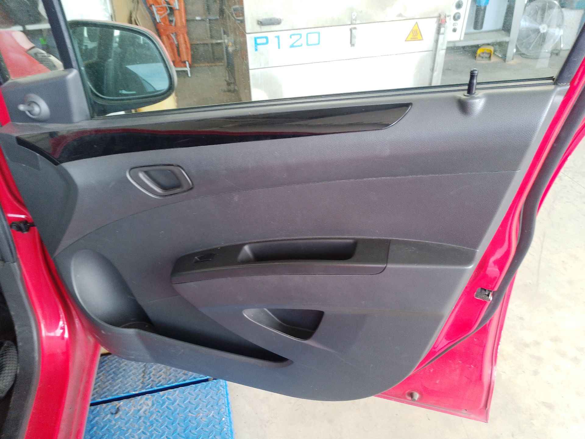 Recambio de guarnecido puerta delantera derecha para chevrolet spark (m300) 1.0 referencia OEM IAM   