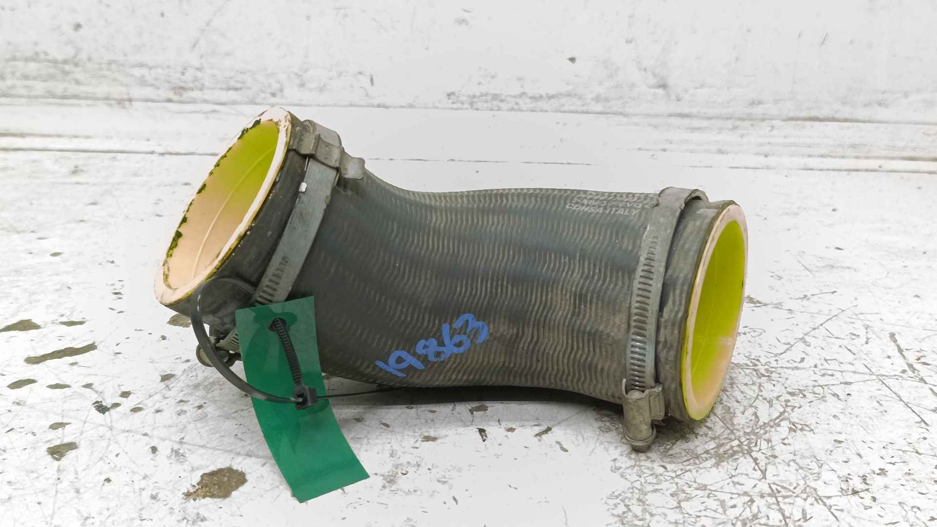 Recambio de tubo admision turbo para volvo v60 kombi plug-in hybrid awd referencia OEM IAM 31261350  