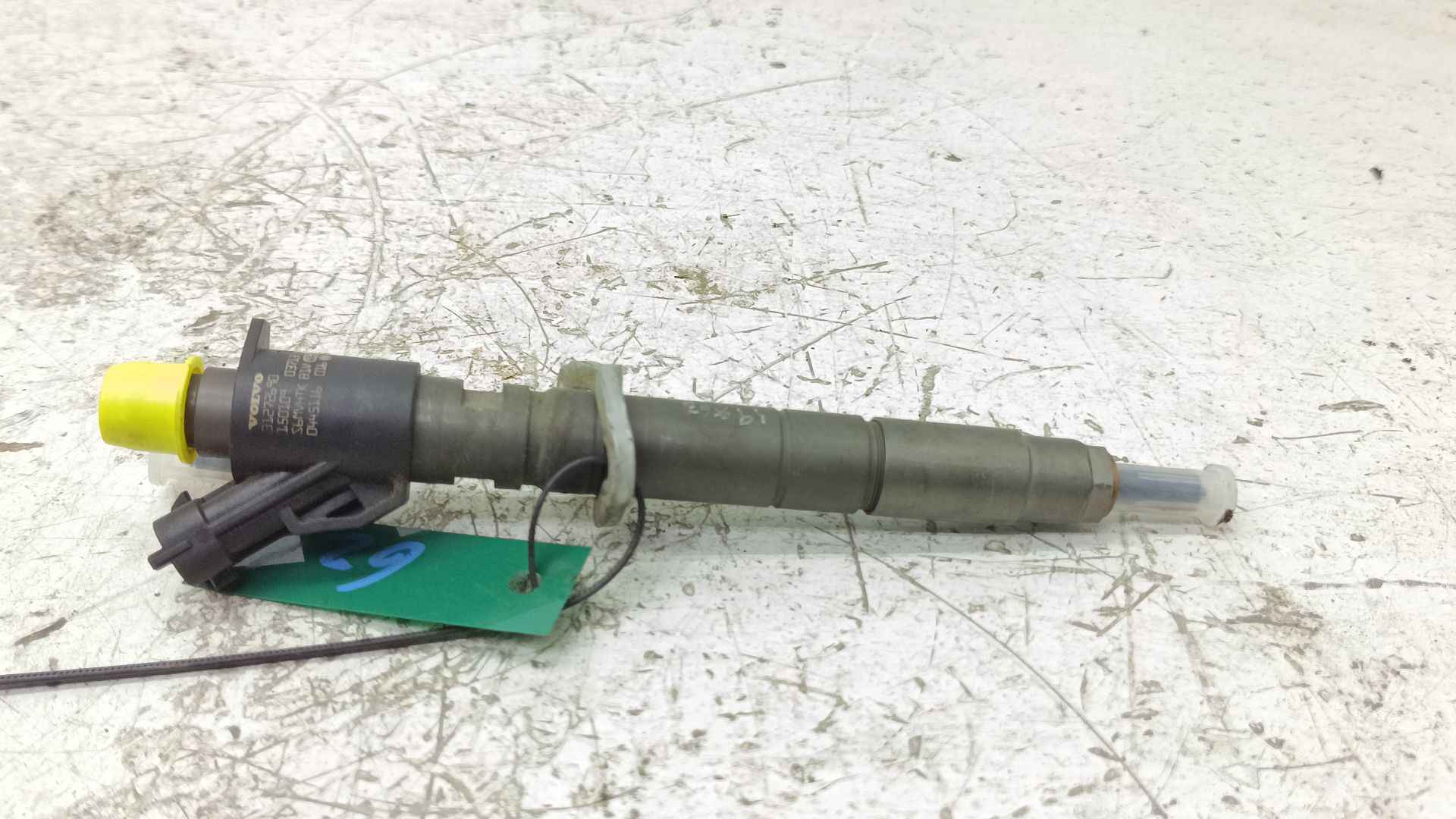 Recambio de inyector para volvo v60 kombi plug-in hybrid awd referencia OEM IAM 31272690 0445116016 